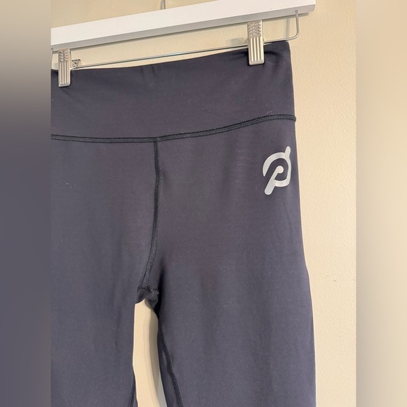 Peloton Move Mission Reflective Seam Legging Activewear Black - Picture 5 of 8